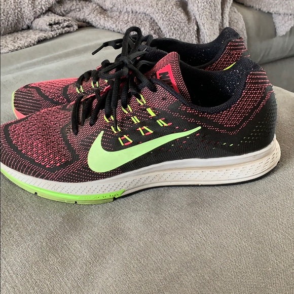 Nike Shoes - Tennis shoes Nike Shoes - Tennis shoes